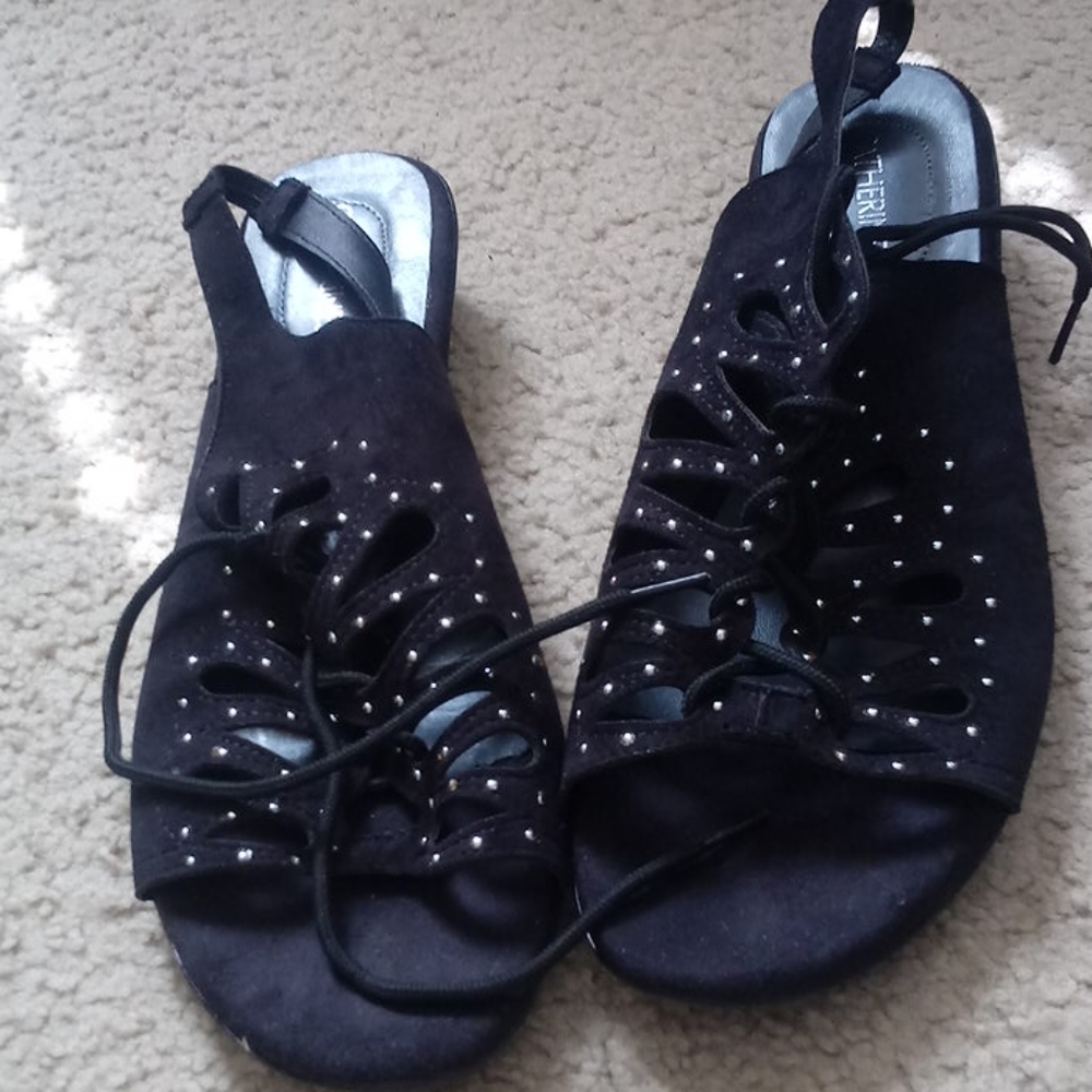 Catherine's black sandals
